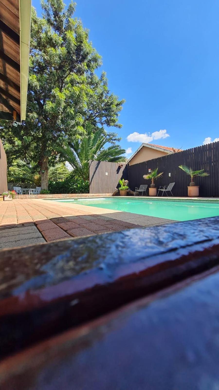 Ceelee'S Place Bloemfontein Exteriör bild